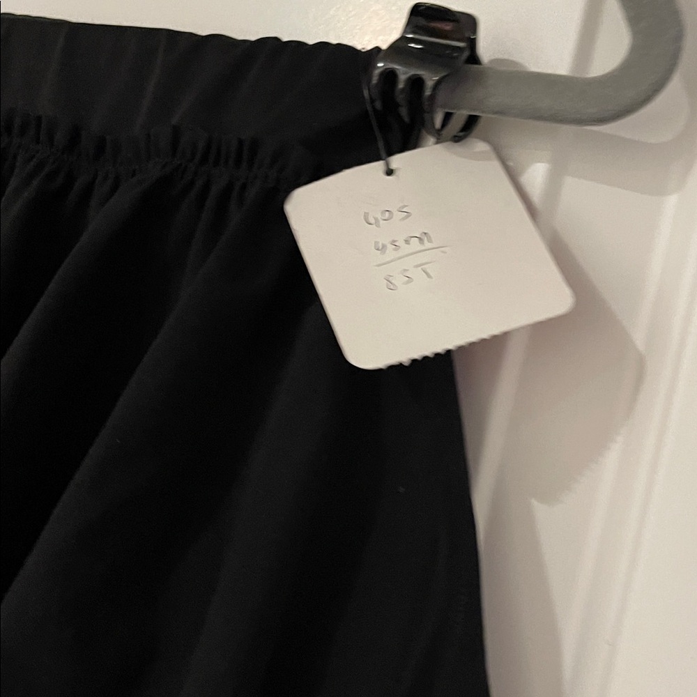 Black Ruffled Two-Piece Set - Picture 4 of 11